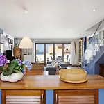 Duplex Delante De La Playa